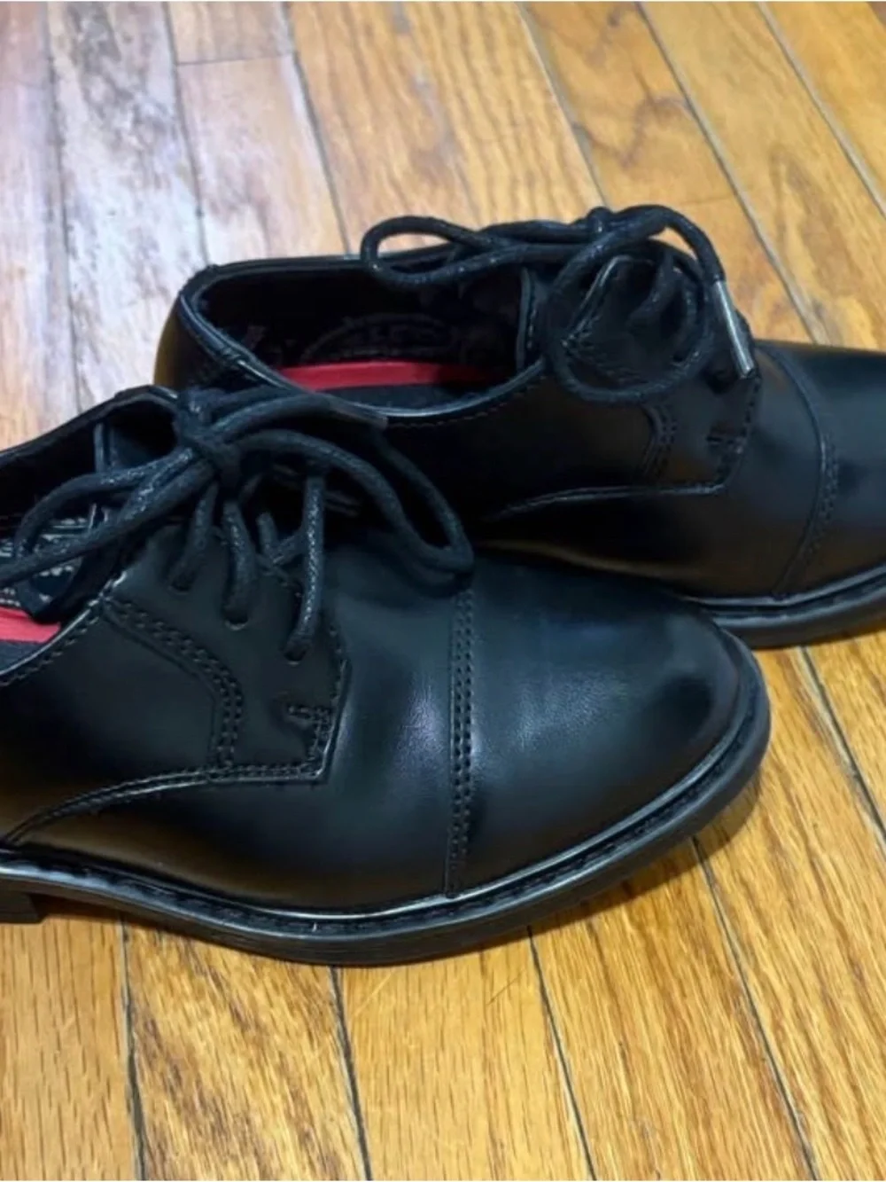 Little boys size 10 Black Lace-Up Dress Shoes - Classic Cap Toe